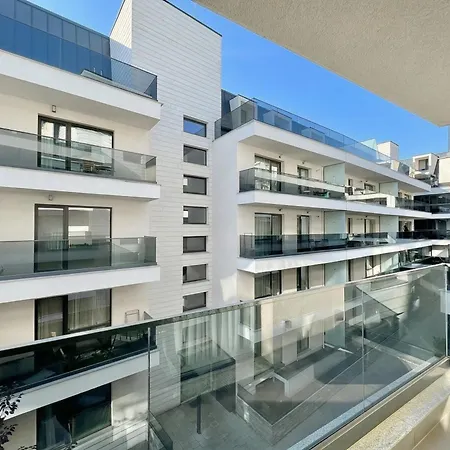 Parliament Residences By Sarmis Living Appartement *