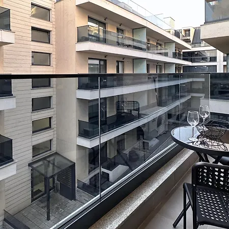 Parliament 1br By Wayfaris * Bucharest