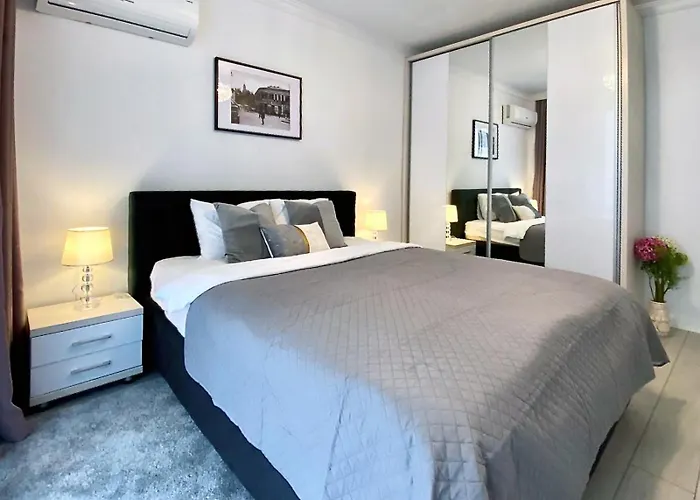 Parliament 1br By Wayfaris Apartamento